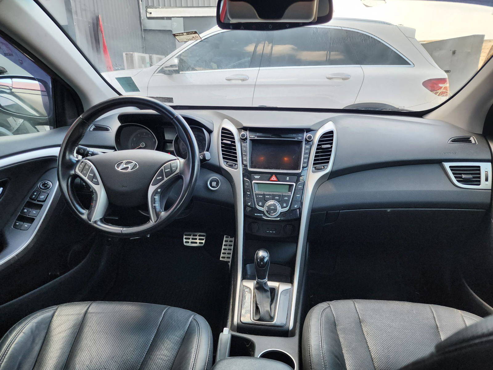 2014 HYUNDAI ELANTRA GT — 135410 Miles — Lot 16868 — Al Quoz - Marhaba Auctions Used Cars - Image 8