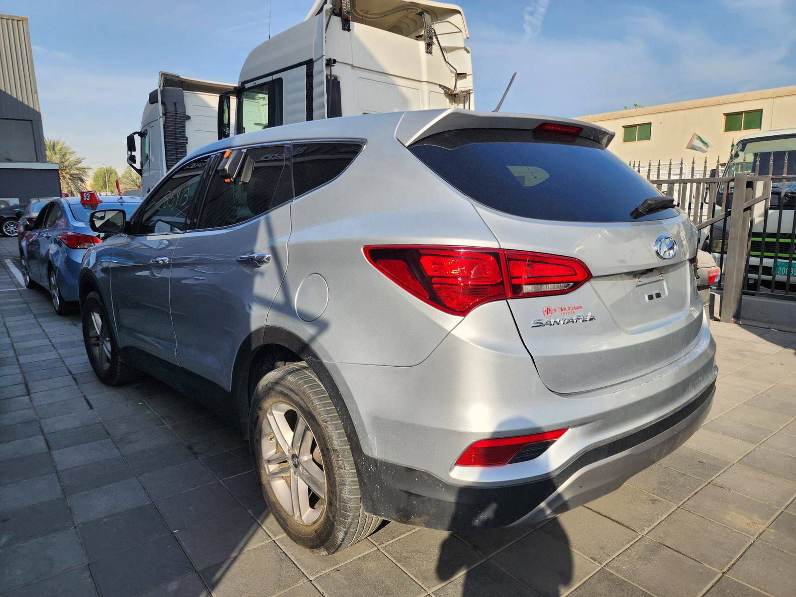 HYUNDAI SANTA FE SPORT 2018 - Marhaba Auction Used Cars - Image 3