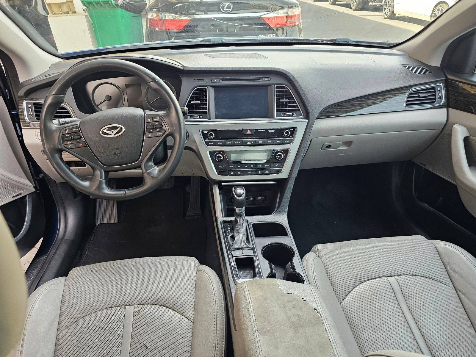 2016 HYUNDAI SONATA — 203224 Miles — Lot H300137 — Souq - Marhaba Auctions Used Cars - Image 7
