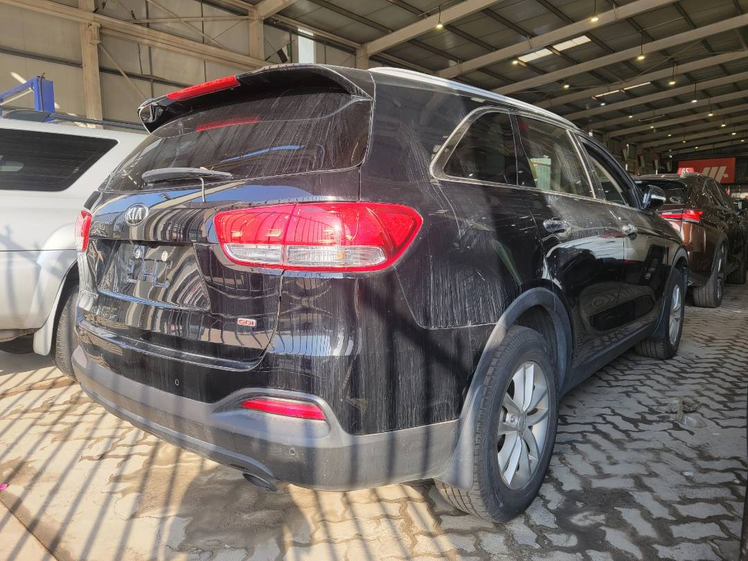 2017 KIA SORENTO — 94859 Miles — Lot G337635 — Main - Marhaba Auctions Used Cars - Image 3