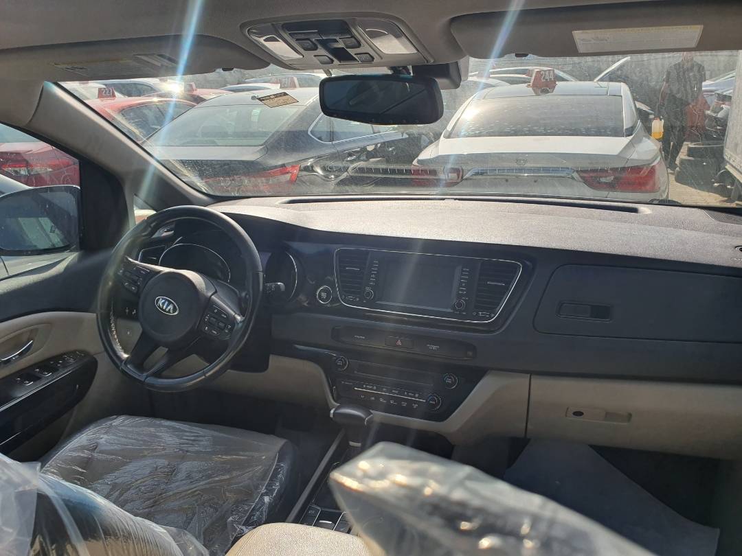 2020 KIA SEDONA — 112463 KM — Lot 6577450 — Main - Marhaba Auctions Used Cars - Image 7
