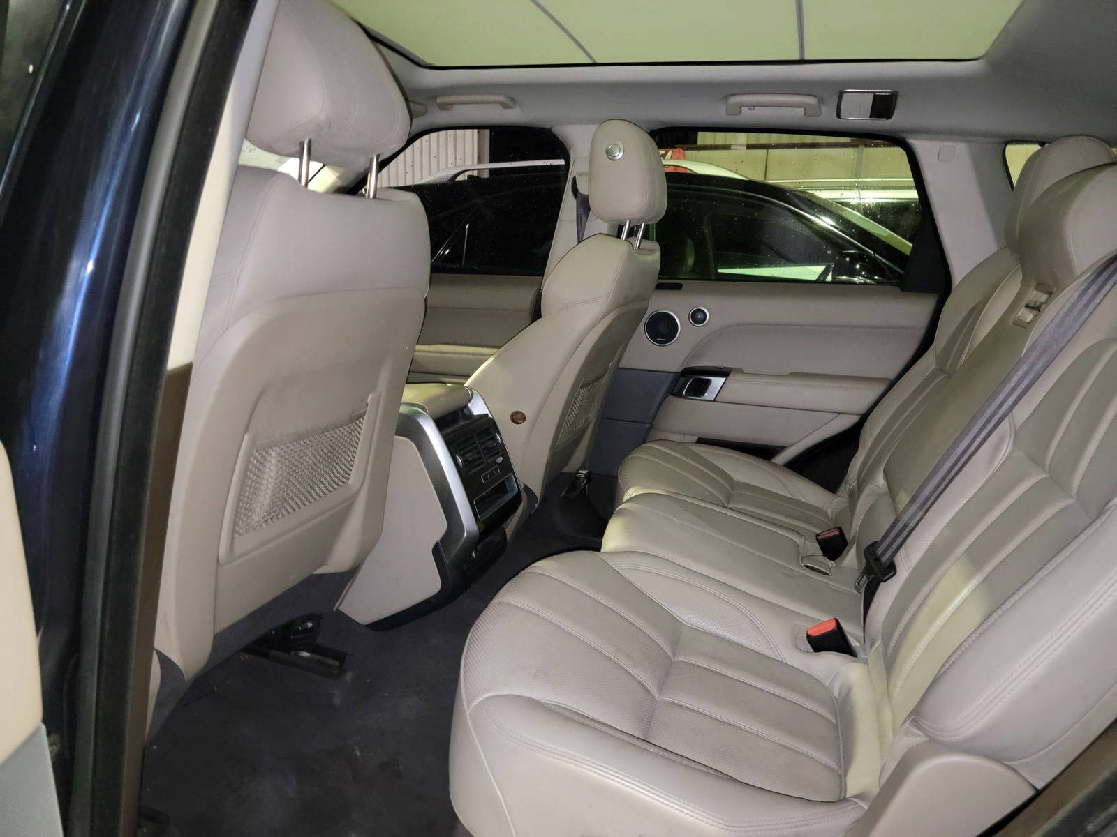 LAND ROVER RANGE ROVER SPORT 2015 - Marhaba Auction Used Cars - Image 7