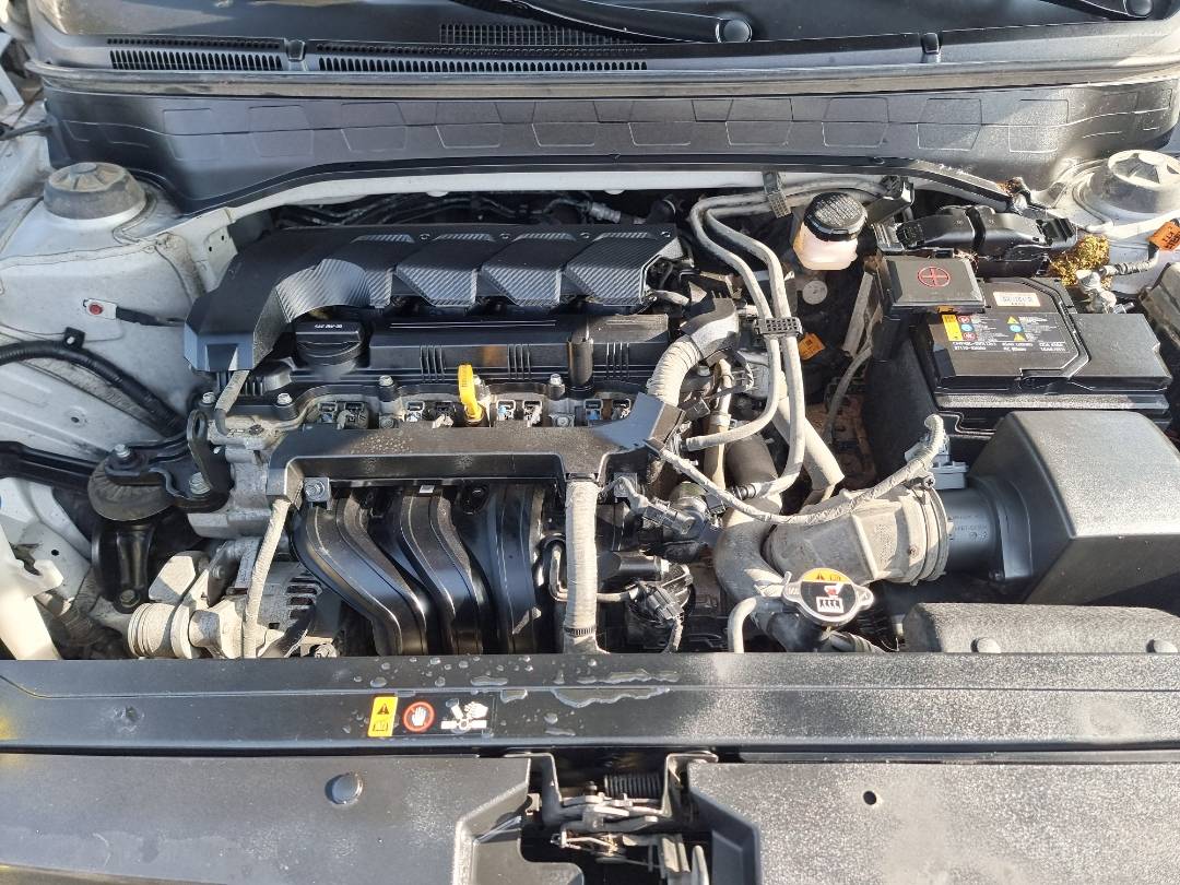 HYUNDAI VENUE SEL 2022 - Marhaba Auction Used Cars - Image 11