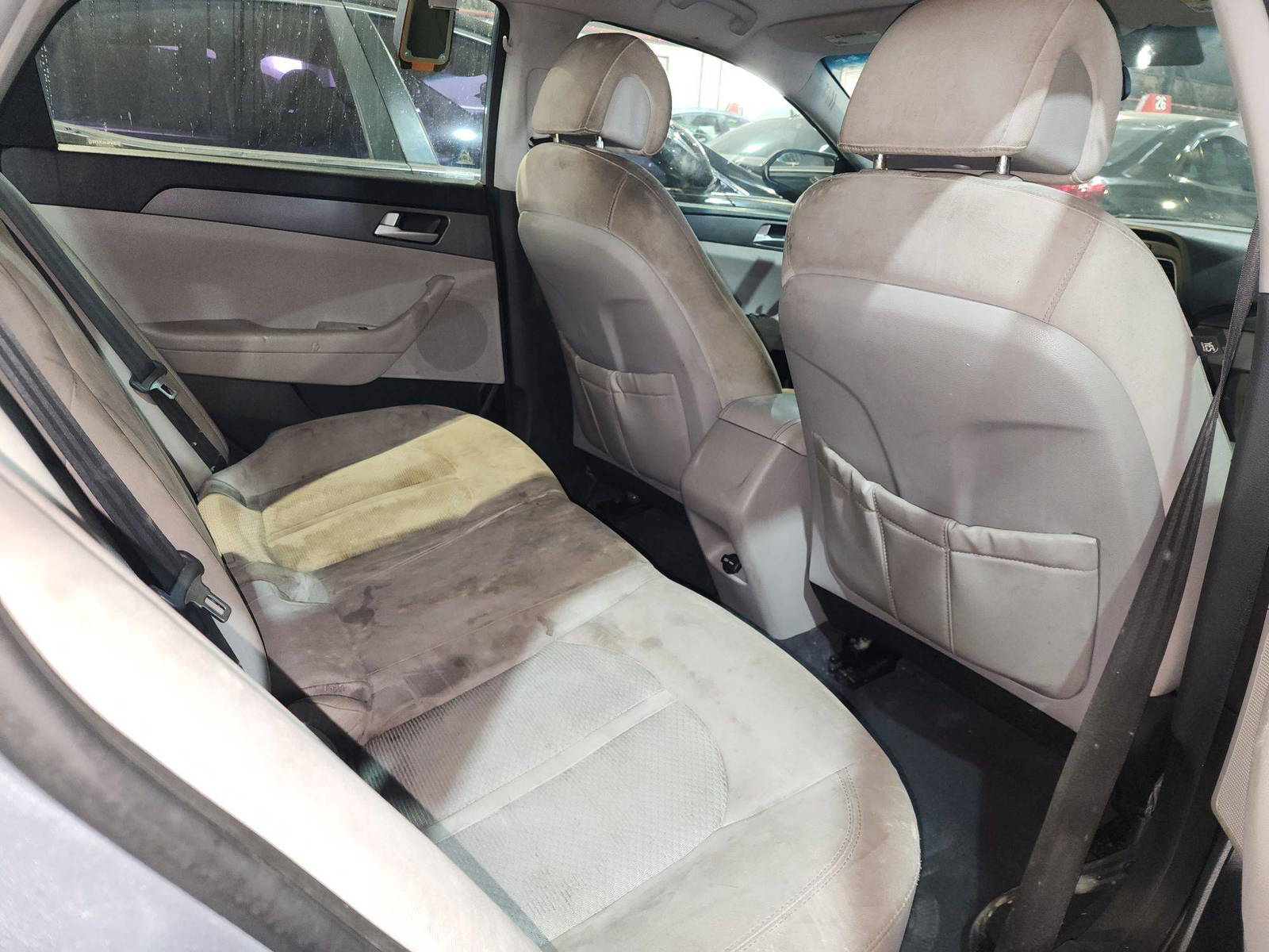 2015 HYUNDAI SONATA — 199758 Miles — Lot 69473185 — Souq - Marhaba Auctions Used Cars - Image 4