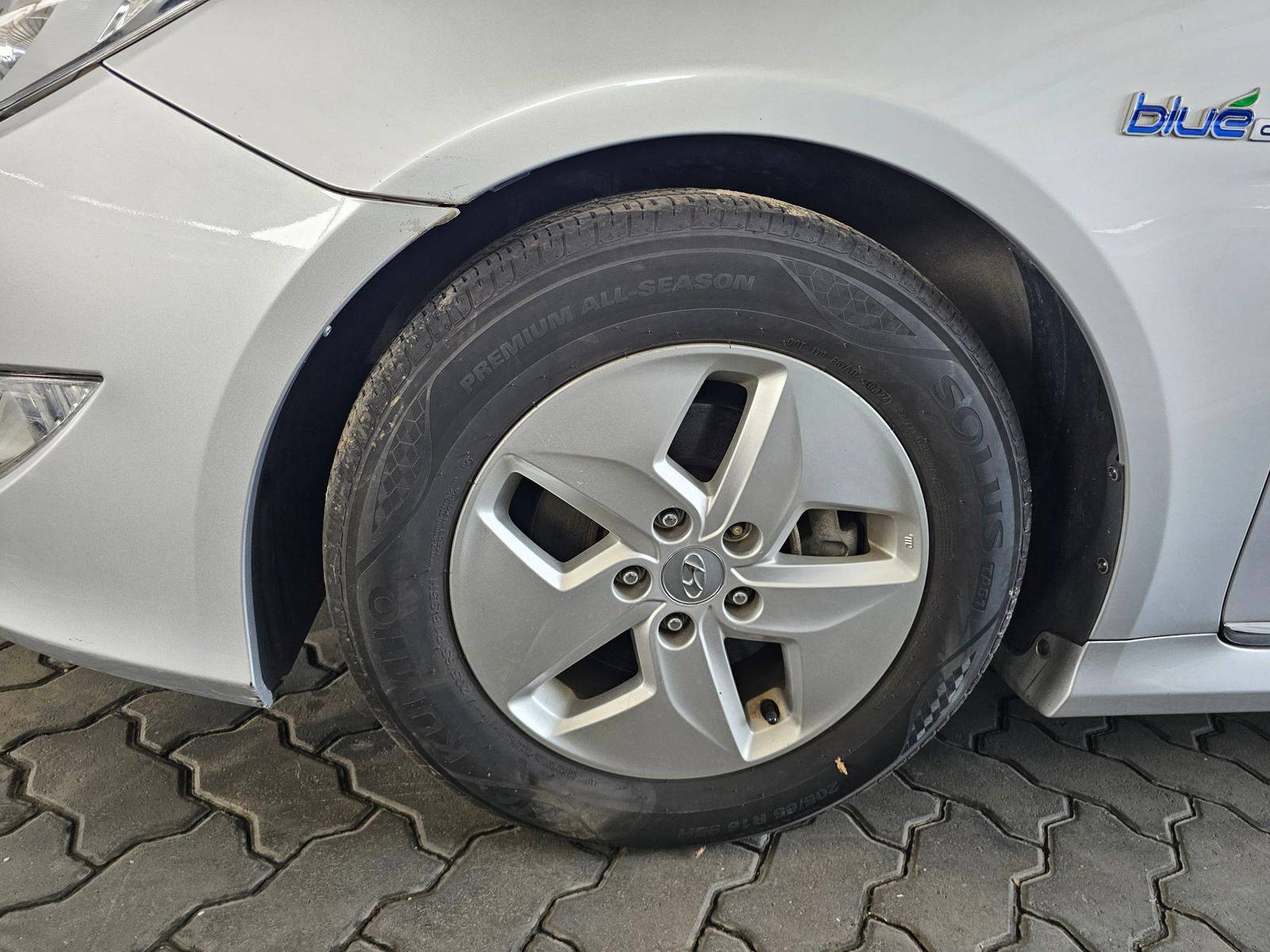 HYUNDAI SONATA 2012 - Marhaba Auction Used Cars - Image 10