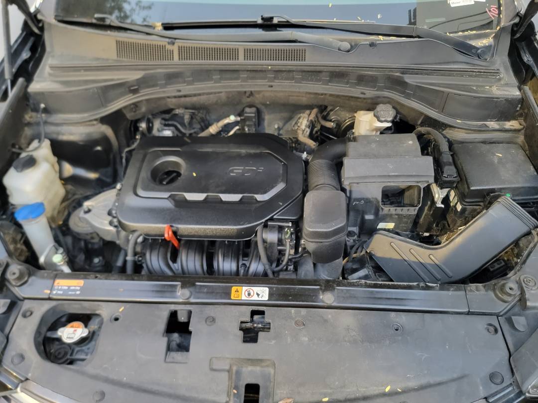 2017 HYUNDAI SANTA FE SPORT — 115575 Miles — Lot 65079 — Main - Marhaba Auctions Used Cars - Image 10