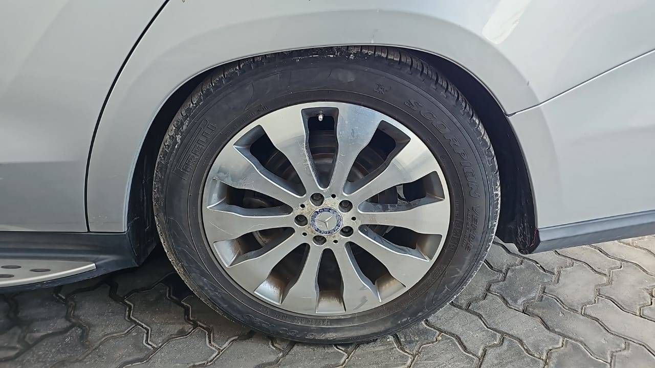 2017 MERCEDES BENZ GLS 450 — 61536 Miles — Lot HA810766 — Souq - Marhaba Auctions Used Cars - Image 4