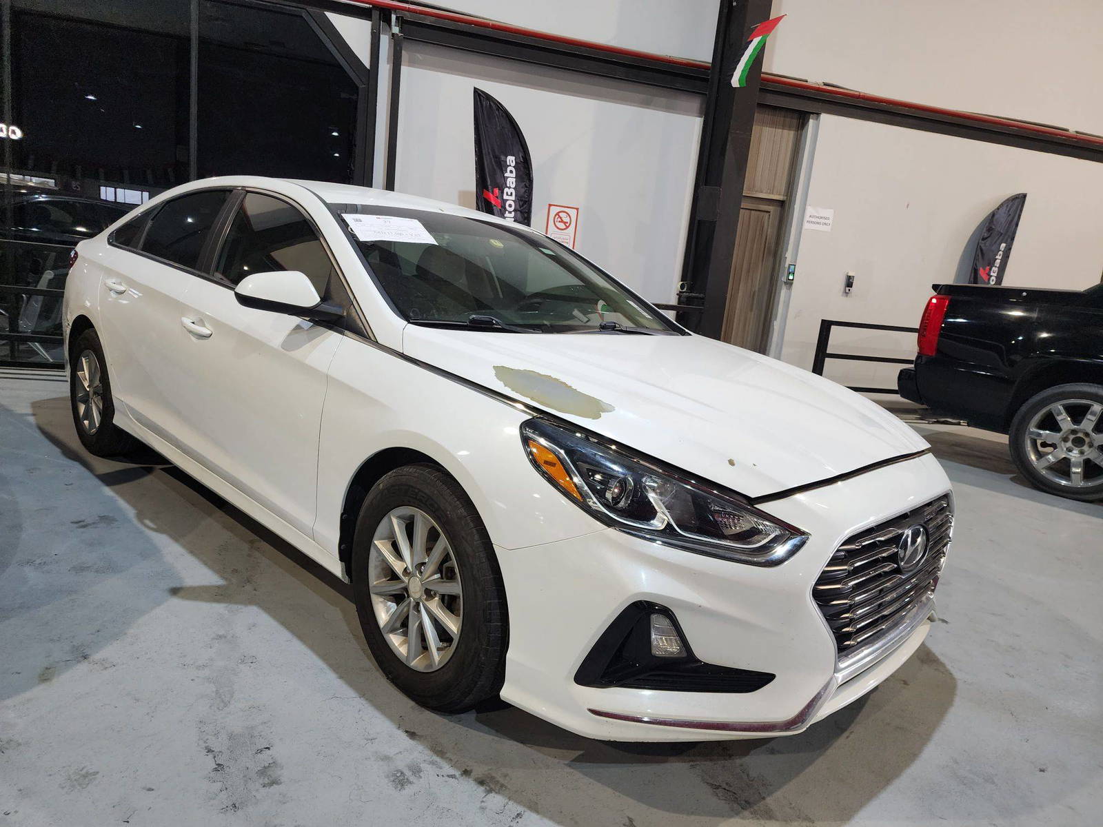2018 HYUNDAI SONATA — 107707 Miles — Lot 64472024 — Al Quoz - Marhaba Auctions Used Cars - Image 4
