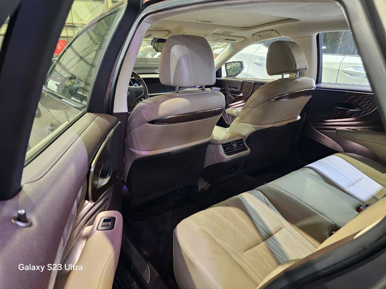 2018 LEXUS LS 500 — 23039 Miles — Lot 43175596 — Main - Marhaba Auctions Used Cars - Image 7