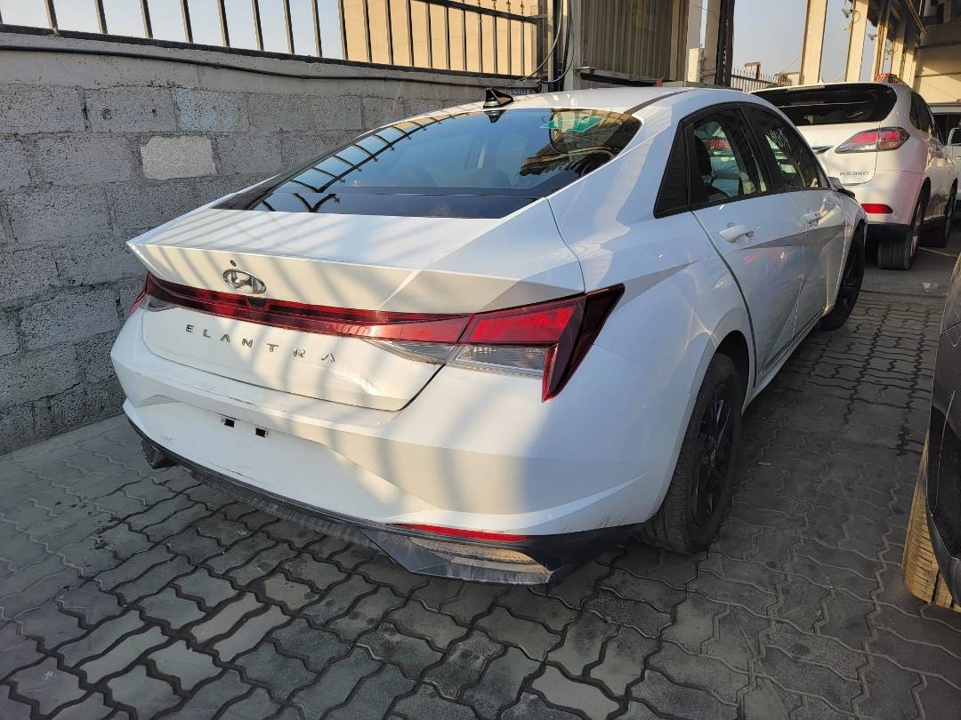 2021 HYUNDAI ELANTRA — 76583 Miles — Lot H028345 — Main - Marhaba Auctions Used Cars - Image 4