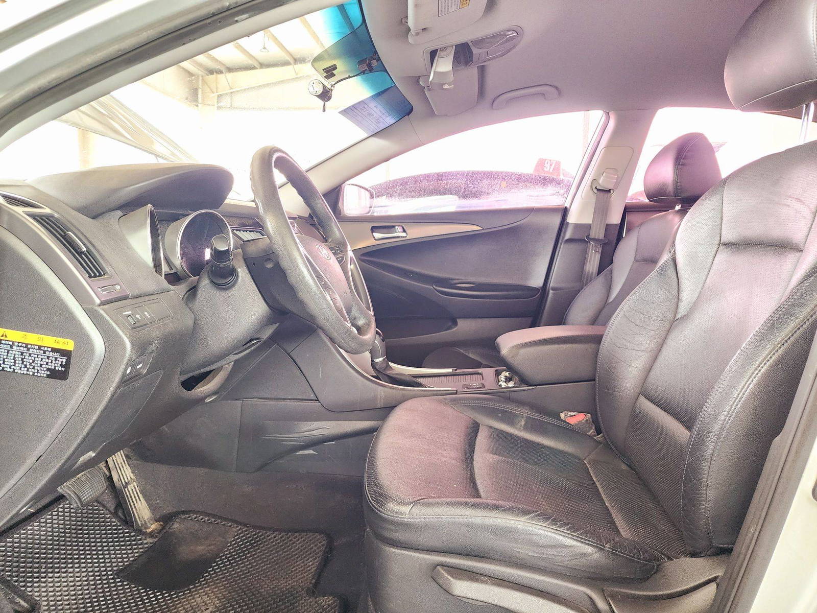 2012 HYUNDAI SONATA — 159147 KM — Lot 034960 — Souq - Marhaba Auctions Used Cars - Image 8