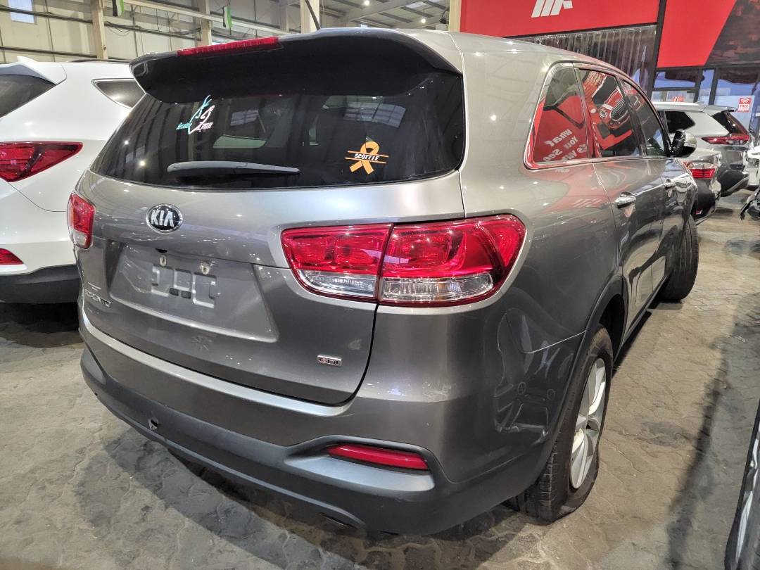 2018 KIA SORENTO — 113177 Miles — Lot 4JG425713 — Main - Marhaba Auctions Used Cars - Image 3