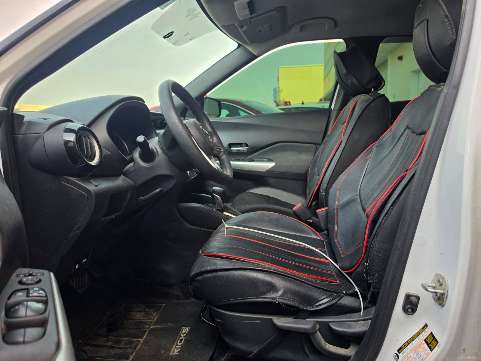 2019 NISSAN KICKS — 188638 Miles — Lot 73070655 - Marhaba Auctions Used Cars - Image 7