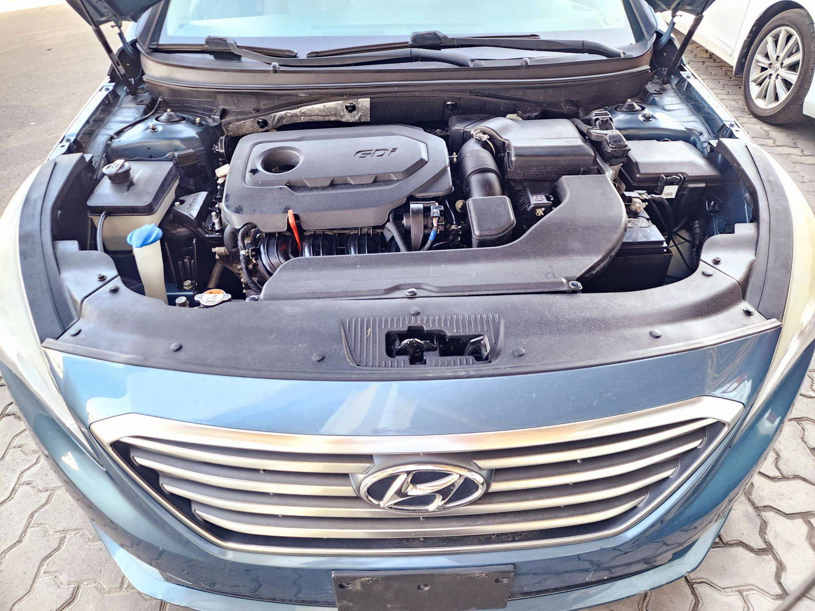 2017 HYUNDAI SONATA — 149546 Miles — Lot H591159 — Souq - Marhaba Auctions Used Cars - Image 11