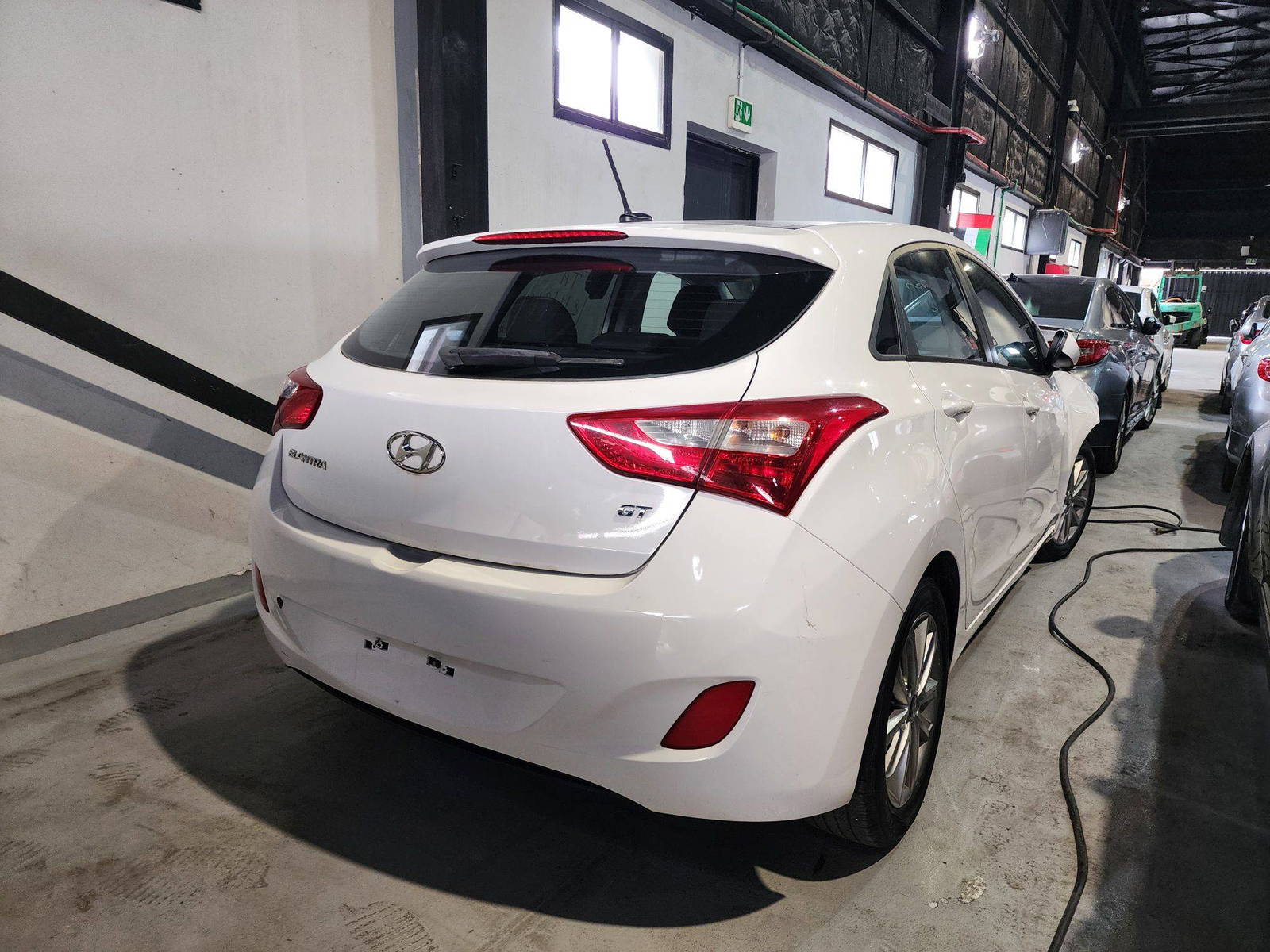2013 HYUNDAI ELANTRA GT — 192540 KM — Lot 46208 — Al Quoz - Marhaba Auctions Used Cars - Image 4