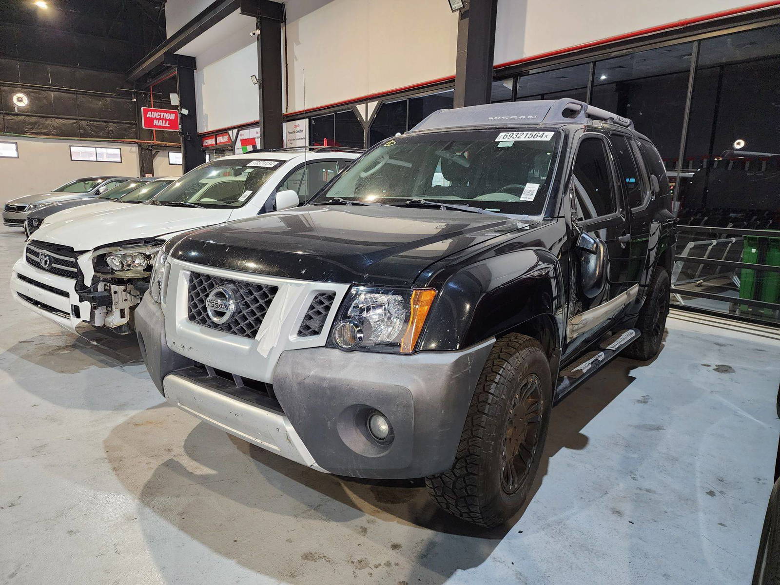 2012 NISSAN XTERRA — 227165 Miles — Lot 517996 — Al Quoz - Marhaba Auctions Used Cars - Image 4