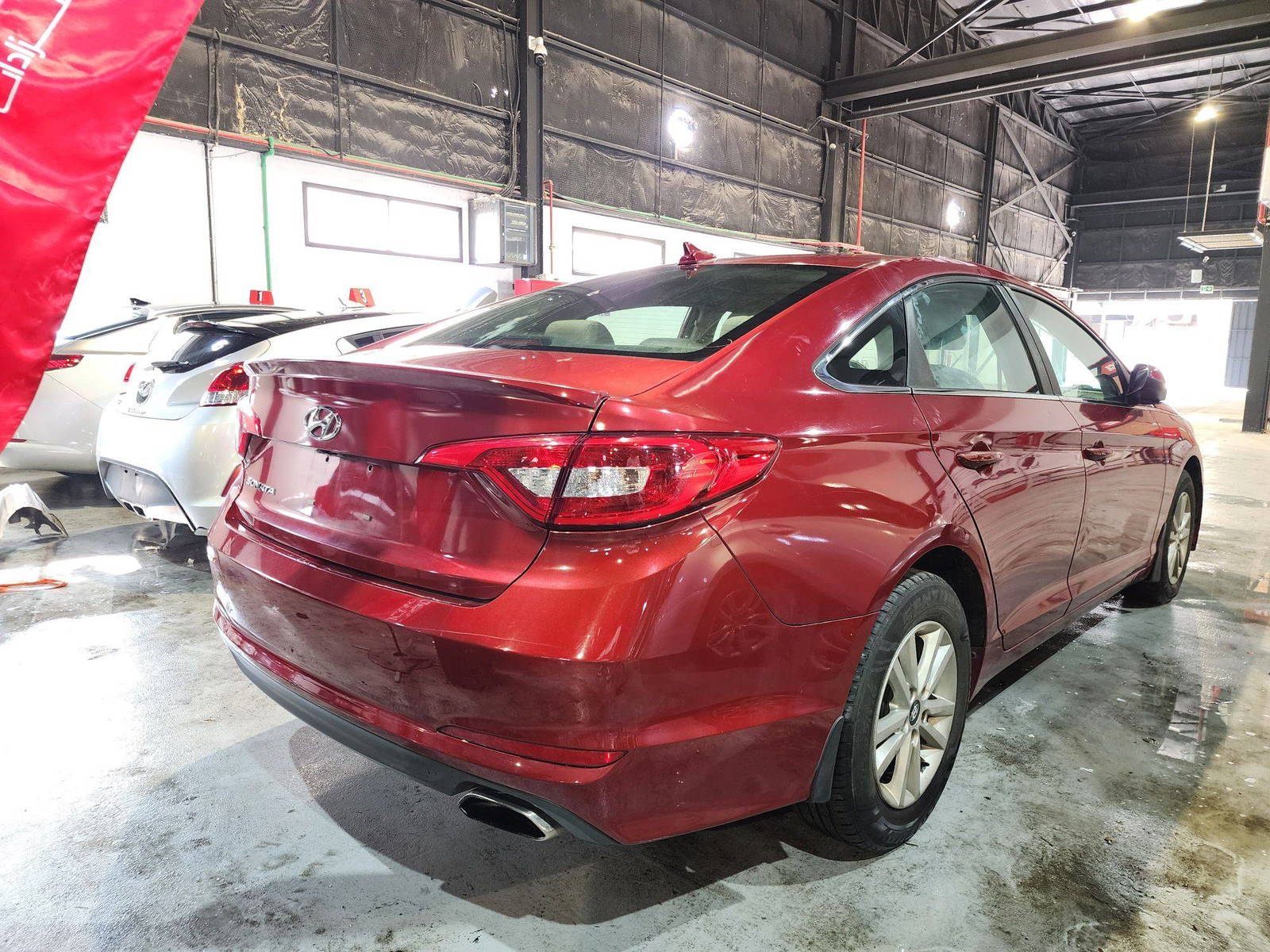 2015 HYUNDAI SONATA — 188836 Miles — Lot 95877 — Al Quoz - Marhaba Auctions Used Cars - Image 6