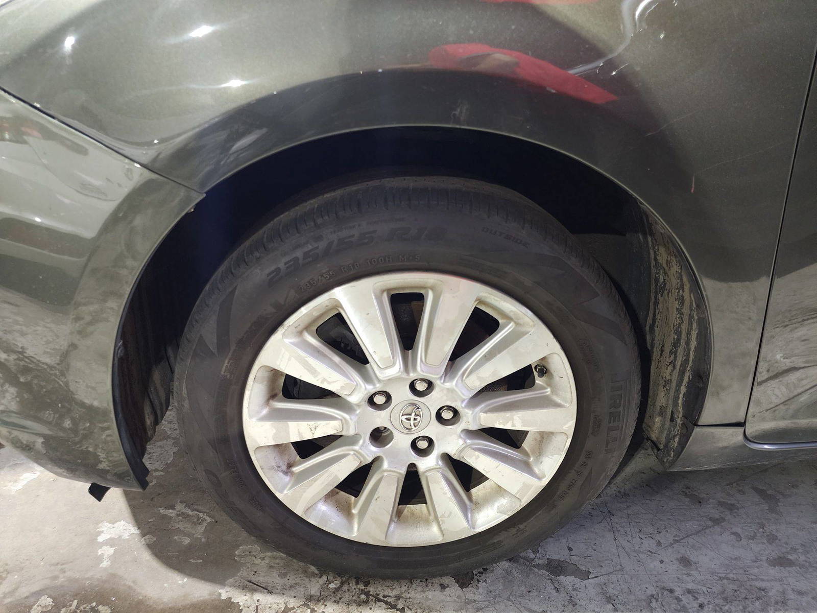 2012 TOYOTA SIENNA — 130511 Miles — Lot 046492 — Al Quoz - Marhaba Auctions Used Cars - Image 13