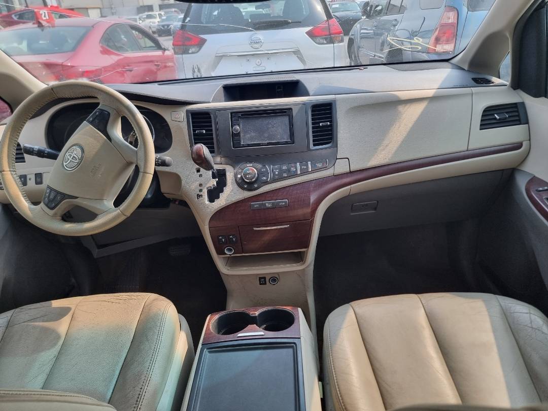 TOYOTA SIENNA 2013 - Marhaba Auction Used Cars - Image 7