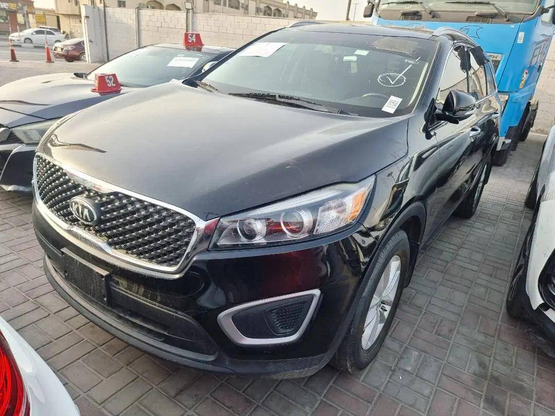 2017 KIA SORENTO — 183588 Miles — Lot 226464 — Ind. 12 - Marhaba Auctions Used Cars - Image 3