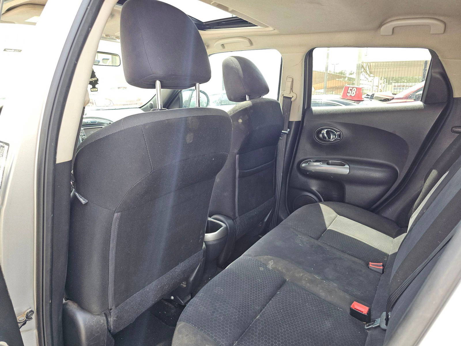2012 NISSAN JUKE — 178296 Miles — Lot T116481 — Souq - Marhaba Auctions Used Cars - Image 6