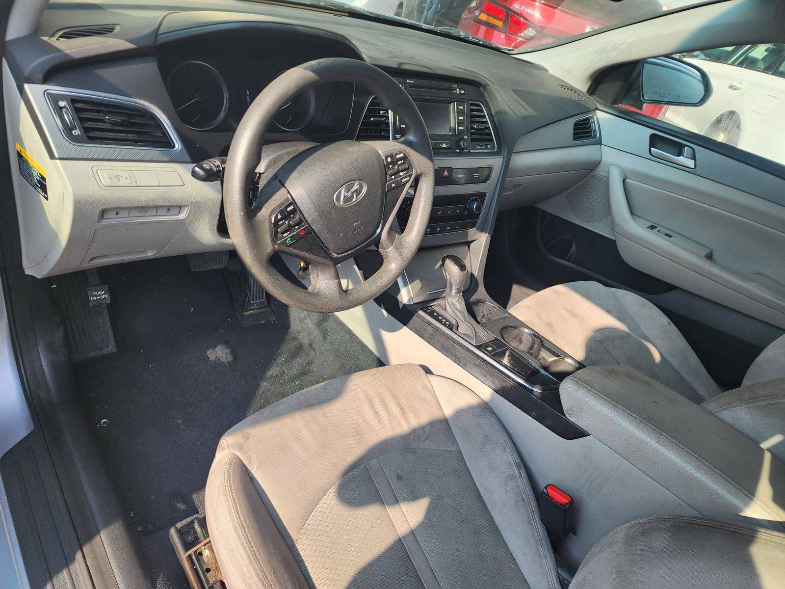 2015 HYUNDAI SONATA — 112883 Miles — Lot 37608517 - Marhaba Auctions Used Cars - Image 4