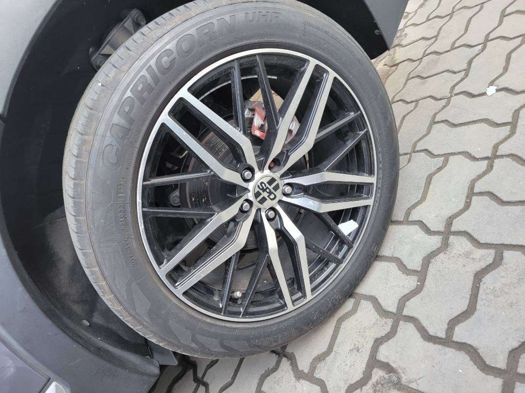 2019 HYUNDAI SANTA FE — 100622 Miles — Lot D2KH096903 — Main - Marhaba Auctions Used Cars - Image 6