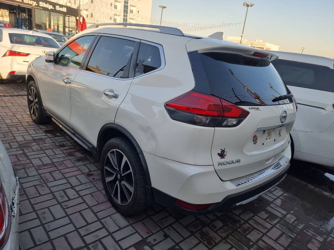 NISSAN ROGUE 2017 - Marhaba Auction Used Cars - Image 5