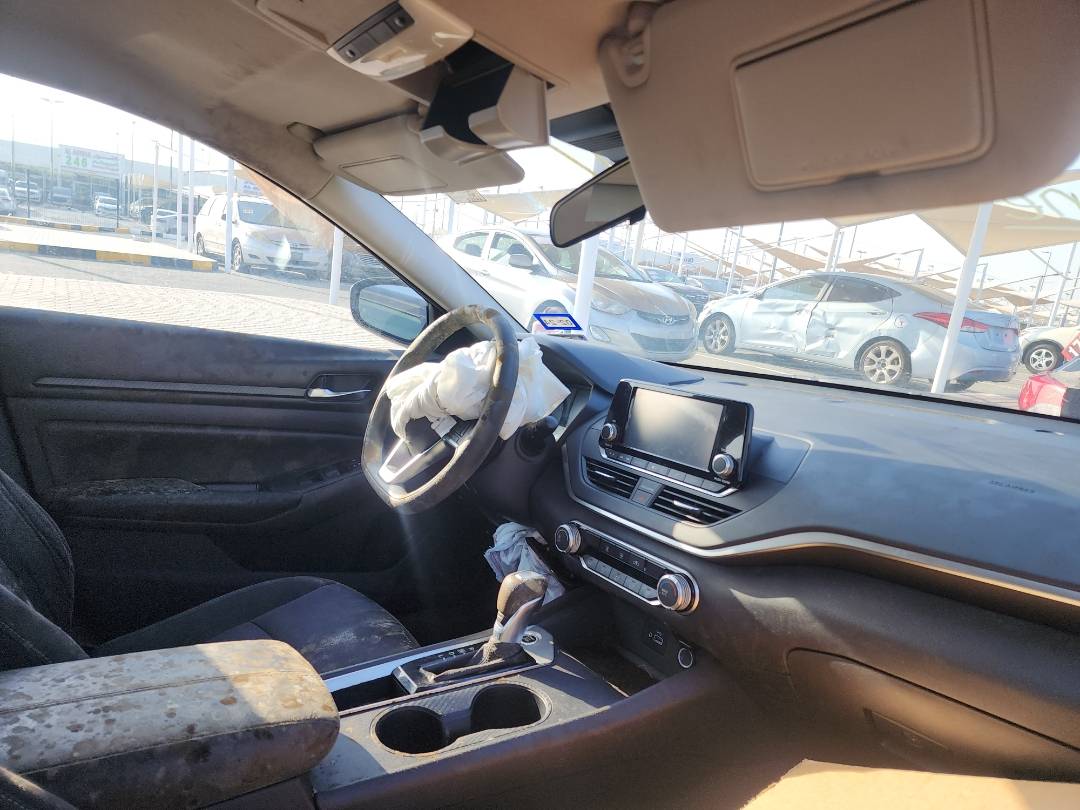 2021 NISSAN ALTIMA — 57367 Miles — Lot 7593 - Marhaba Auctions Used Cars - Image 4