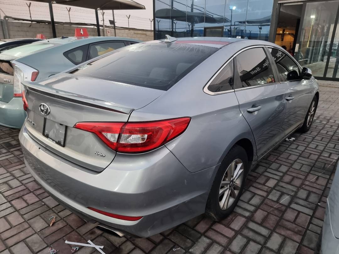 2016 HYUNDAI SONATA — 165605 Miles — Lot H435782 — Ind. 12 - Marhaba Auctions Used Cars - Image 5