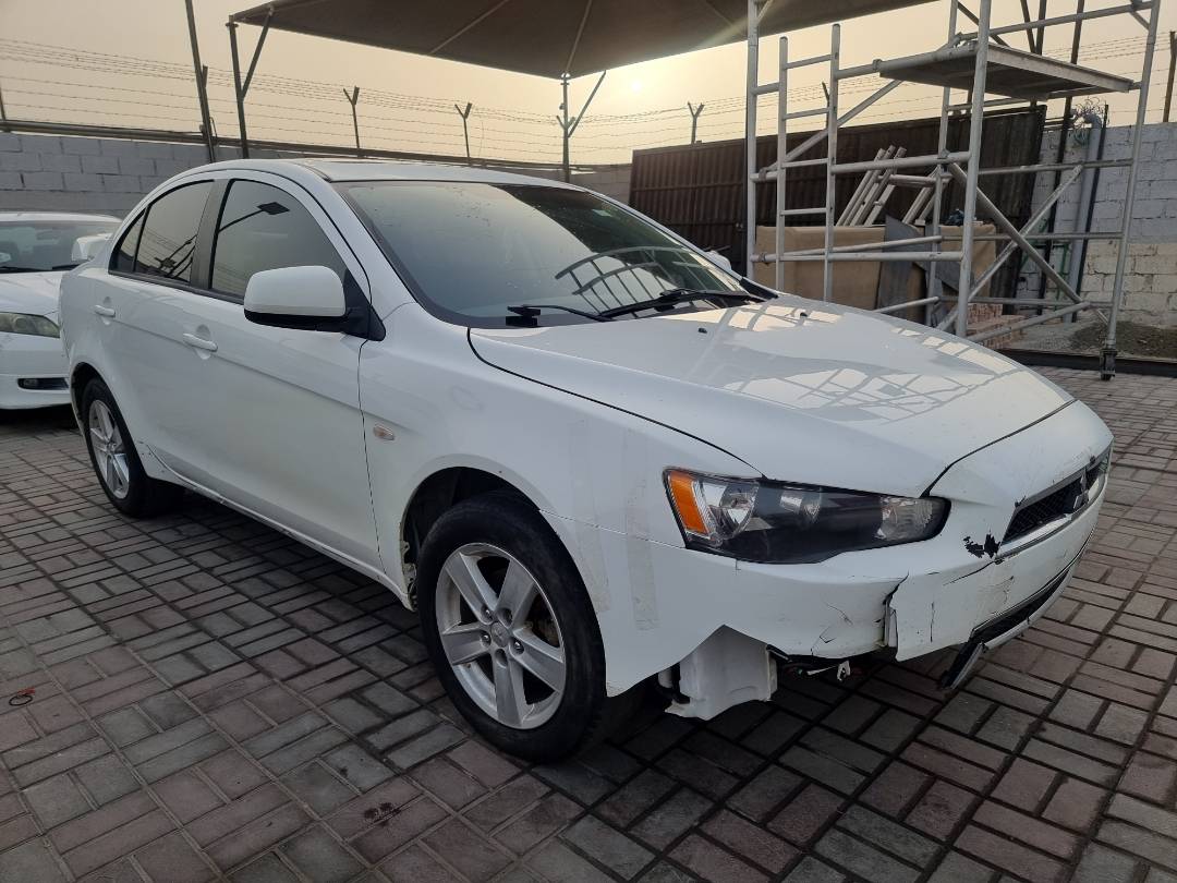 2013 MITSUBISHI LANCER — 137888 KM — Lot 600949 — Souq - Marhaba Auctions Used Cars - Image 3