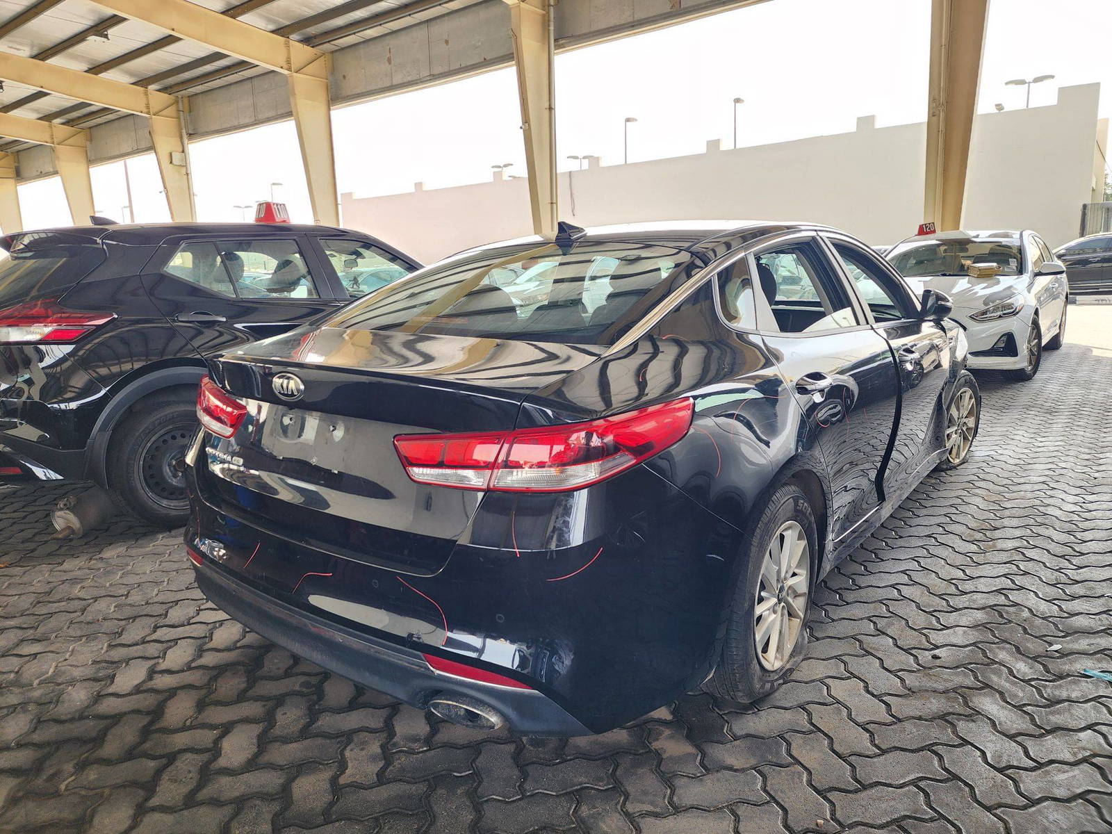 2018 KIA OPTIMA — 145797 Miles — Lot 73000264 — Souq - Marhaba Auctions Used Cars - Image 3