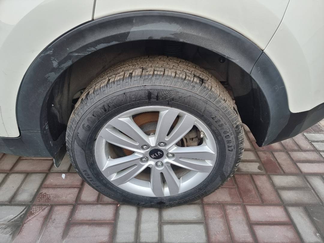 2019 KIA SPORTAGE — 76016 Miles — Lot 7509123 — Souq - Marhaba Auctions Used Cars - Image 10