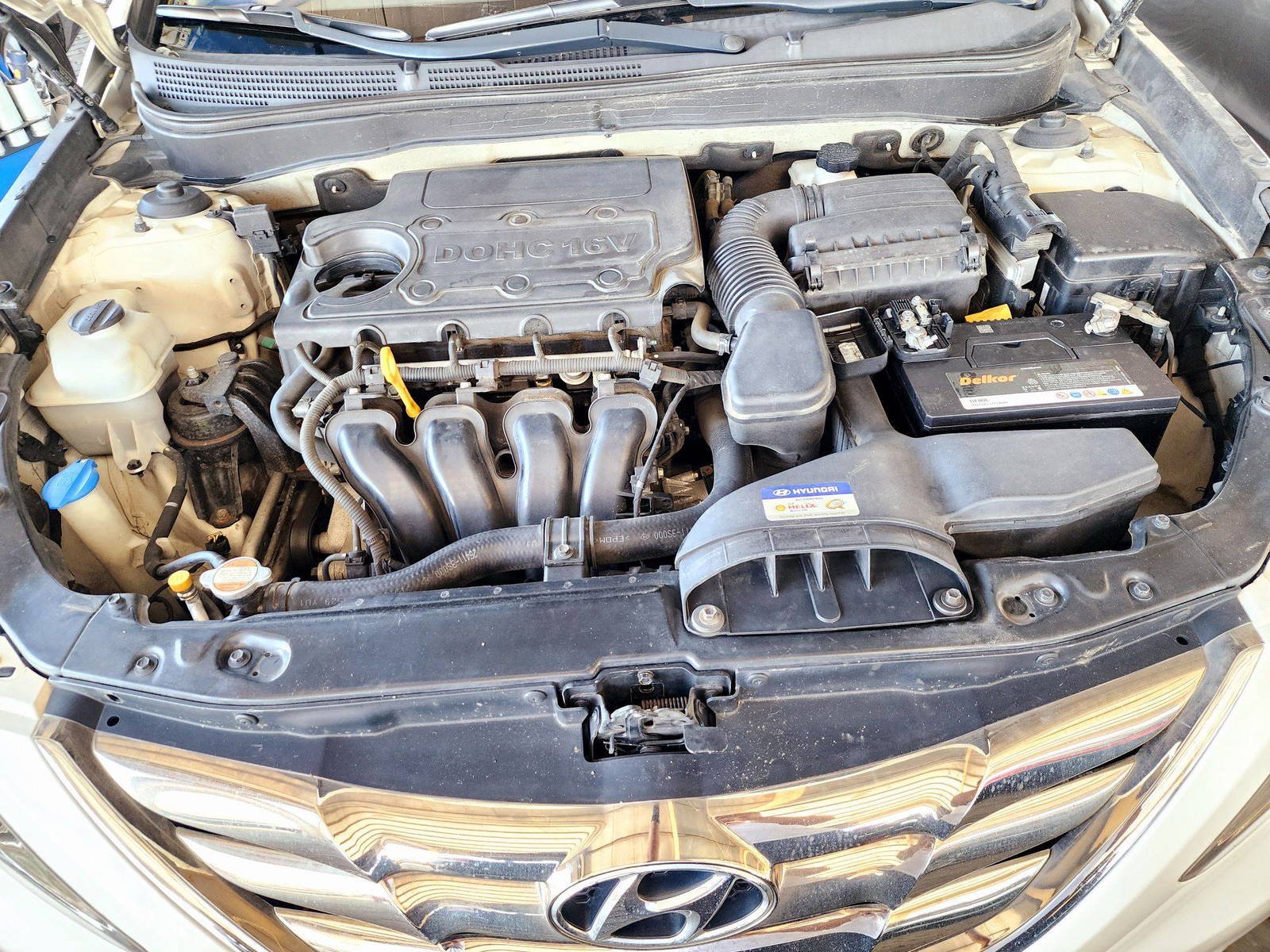 2011 HYUNDAI SONATA — 154878 KM — Lot 326537 — Souq - Marhaba Auctions Used Cars - Image 11
