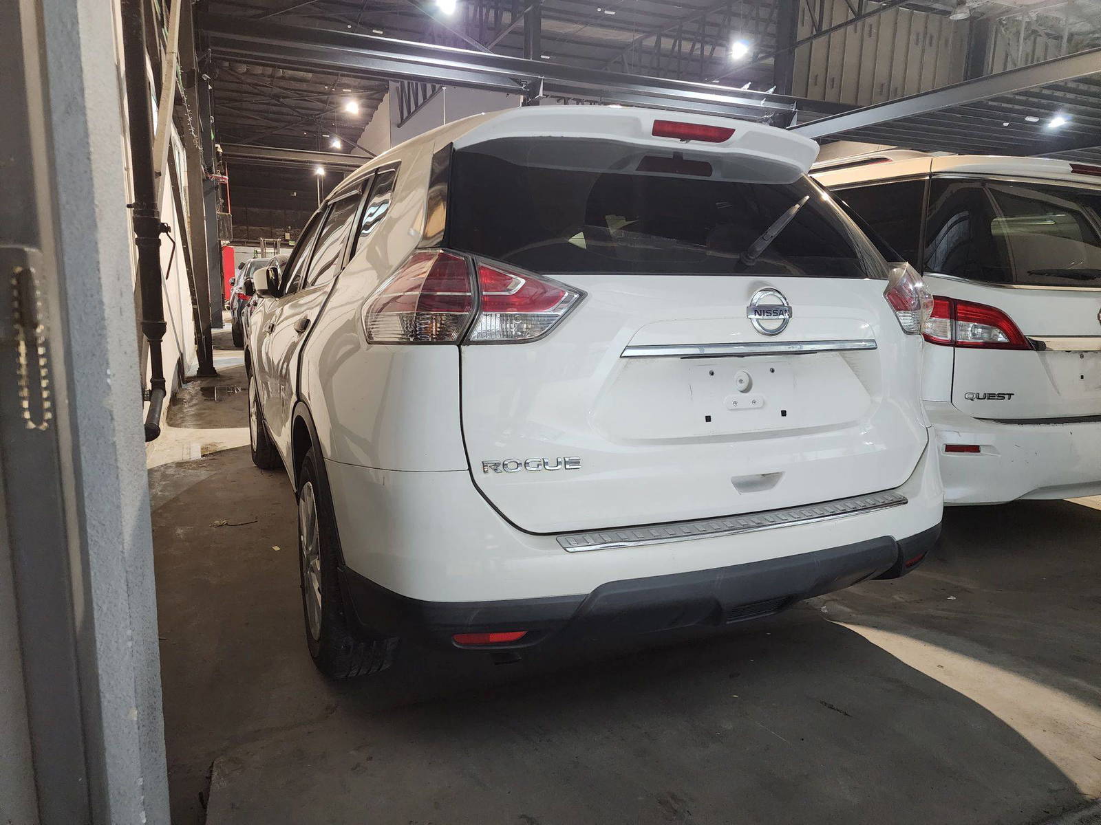 2016 NISSAN ROGUE — 190017 Miles — Lot 70739275 — Al Quoz - Marhaba Auctions Used Cars - Image 6