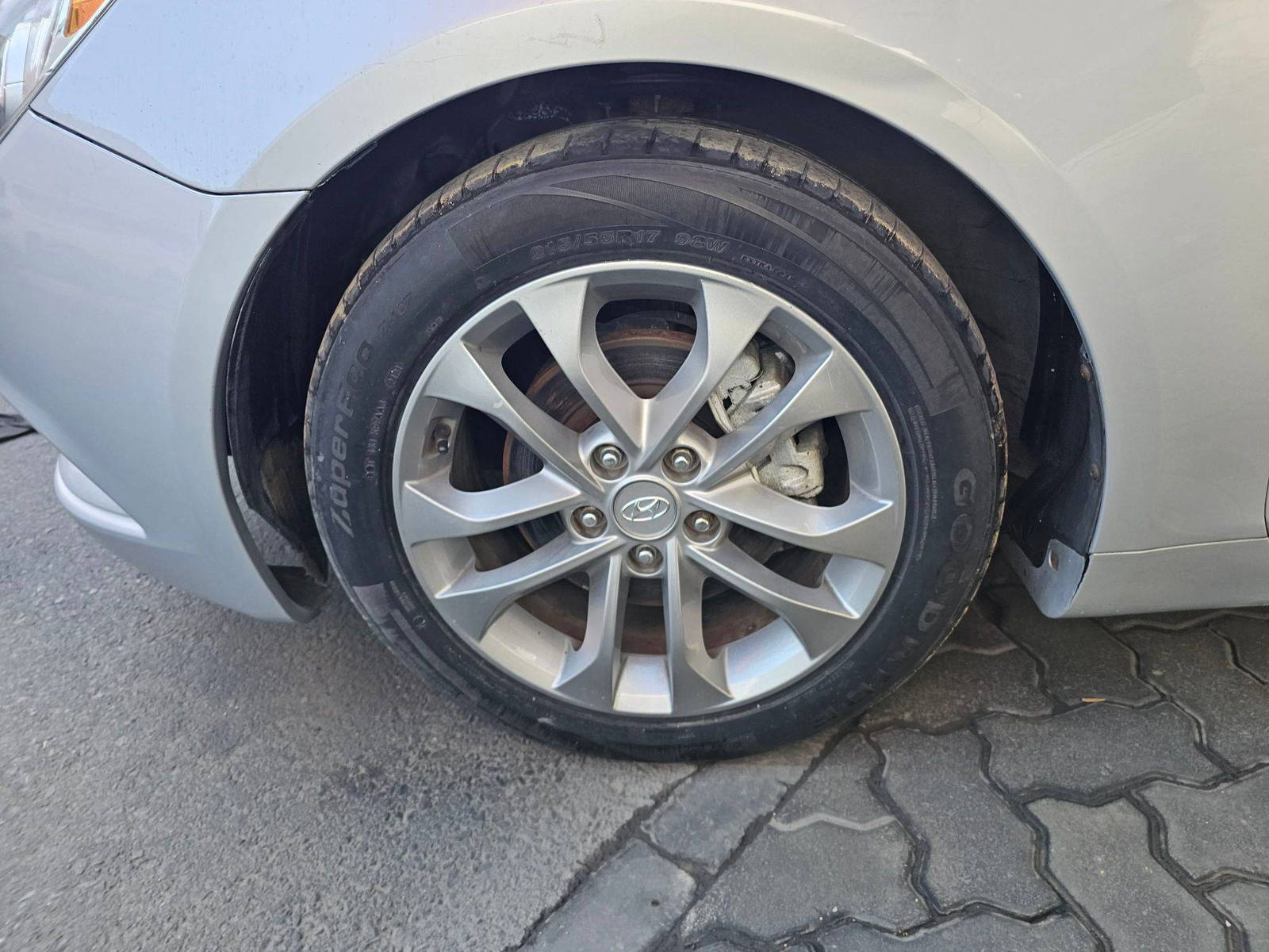 2012 HYUNDAI SONATA — 149427 KM — Lot 4AC5CH438209 — Souq - Marhaba Auctions Used Cars - Image 11