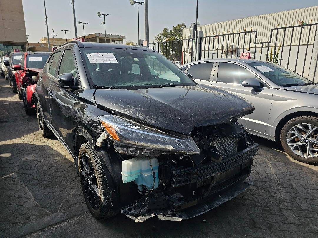 NISSAN KICKS