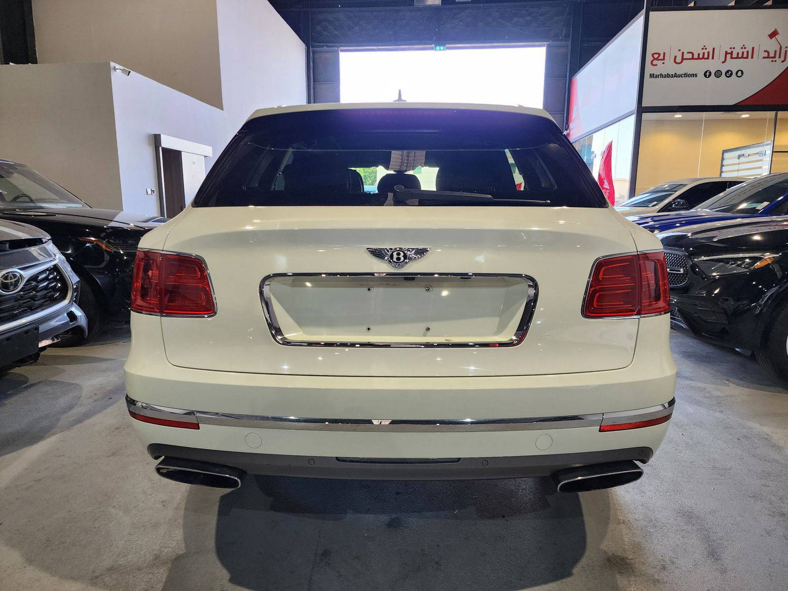 2018 BENTLEY BENTAYGA — 33495 Miles — Lot 38549220 — Main - Marhaba Auctions Used Cars - Image 8