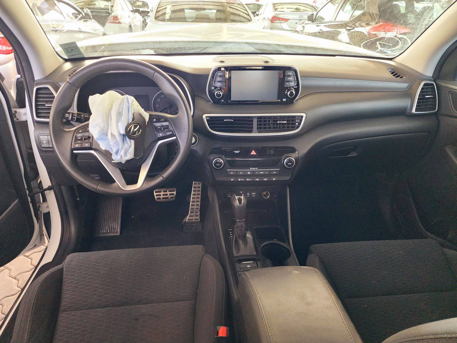 2019 HYUNDAI TUCSON — 94569 Miles — Lot KU953253 — Souq - Marhaba Auctions Used Cars - Image 7