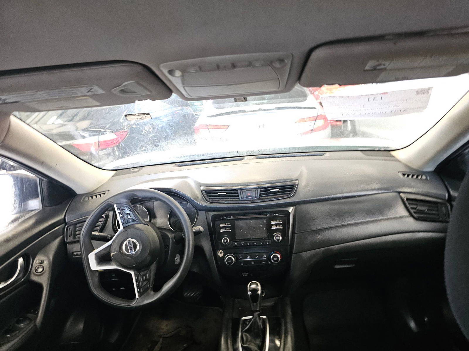 NISSAN ROGUE 2017 - Marhaba Auction Used Cars - Image 5
