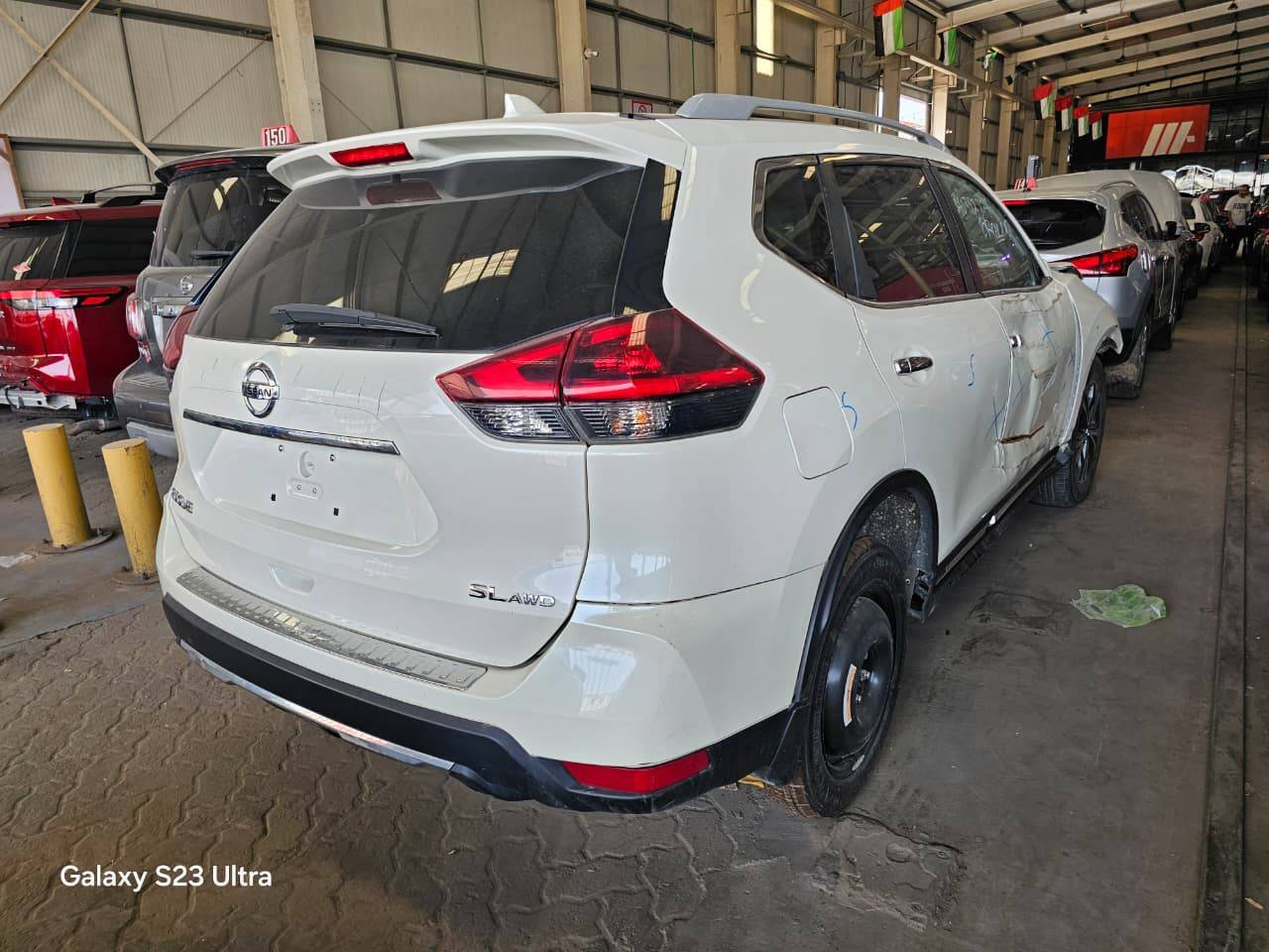 2018 NISSAN ROGUE — 107605 Miles — Lot 850240 — Main - Marhaba Auctions Used Cars - Image 5