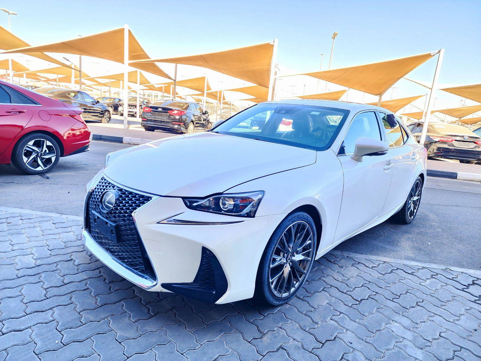 2017 LEXUS IS 300 — 47383 Miles — Lot XH5024483 — Souq - Marhaba Auctions Used Cars - Image 5
