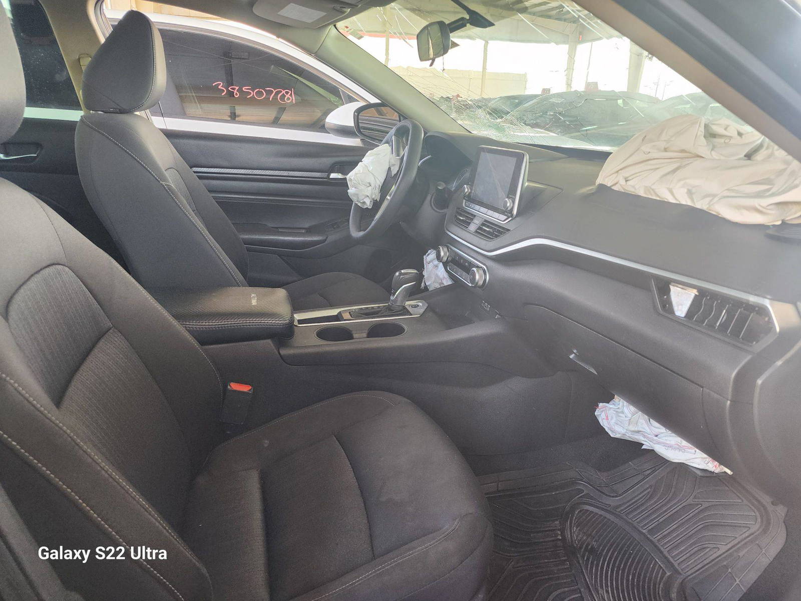 2020 NISSAN ALTIMA — 87323 Miles — Lot 73449293 - Marhaba Auctions Used Cars - Image 9