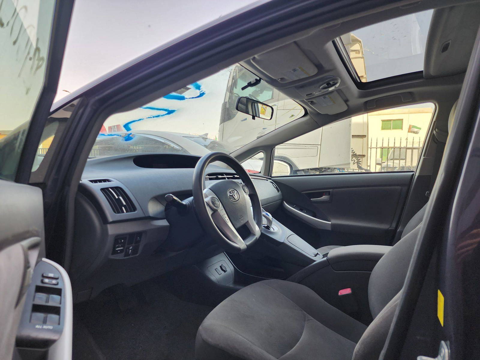 2010 TOYOTA PRIUS — 191471 Miles — Lot 82400084 — Ind. 12 - Marhaba Auctions Used Cars - Image 9