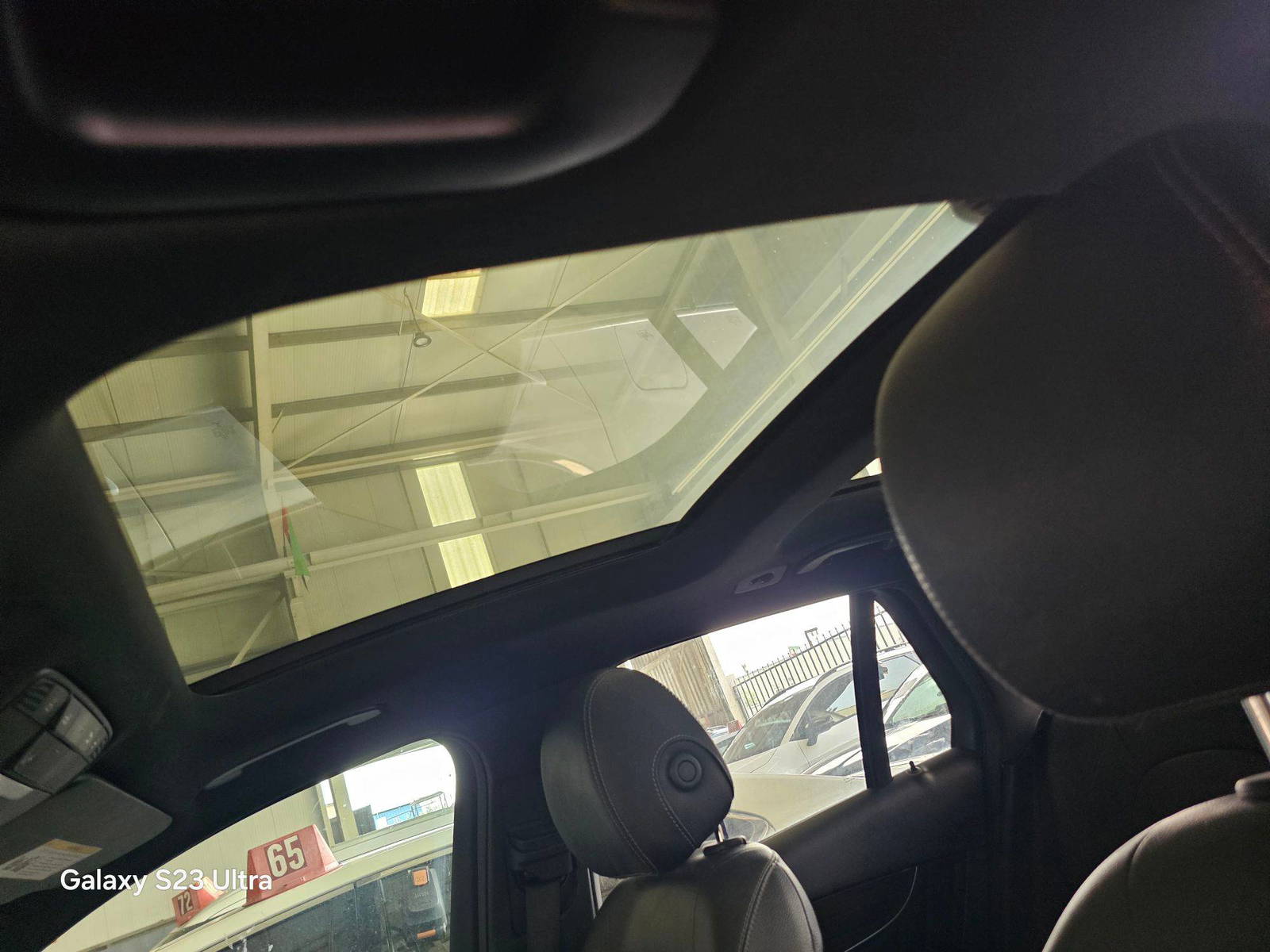 MERCEDES BENZ GLC-300 2019 - Marhaba Auction Used Cars - Image 9