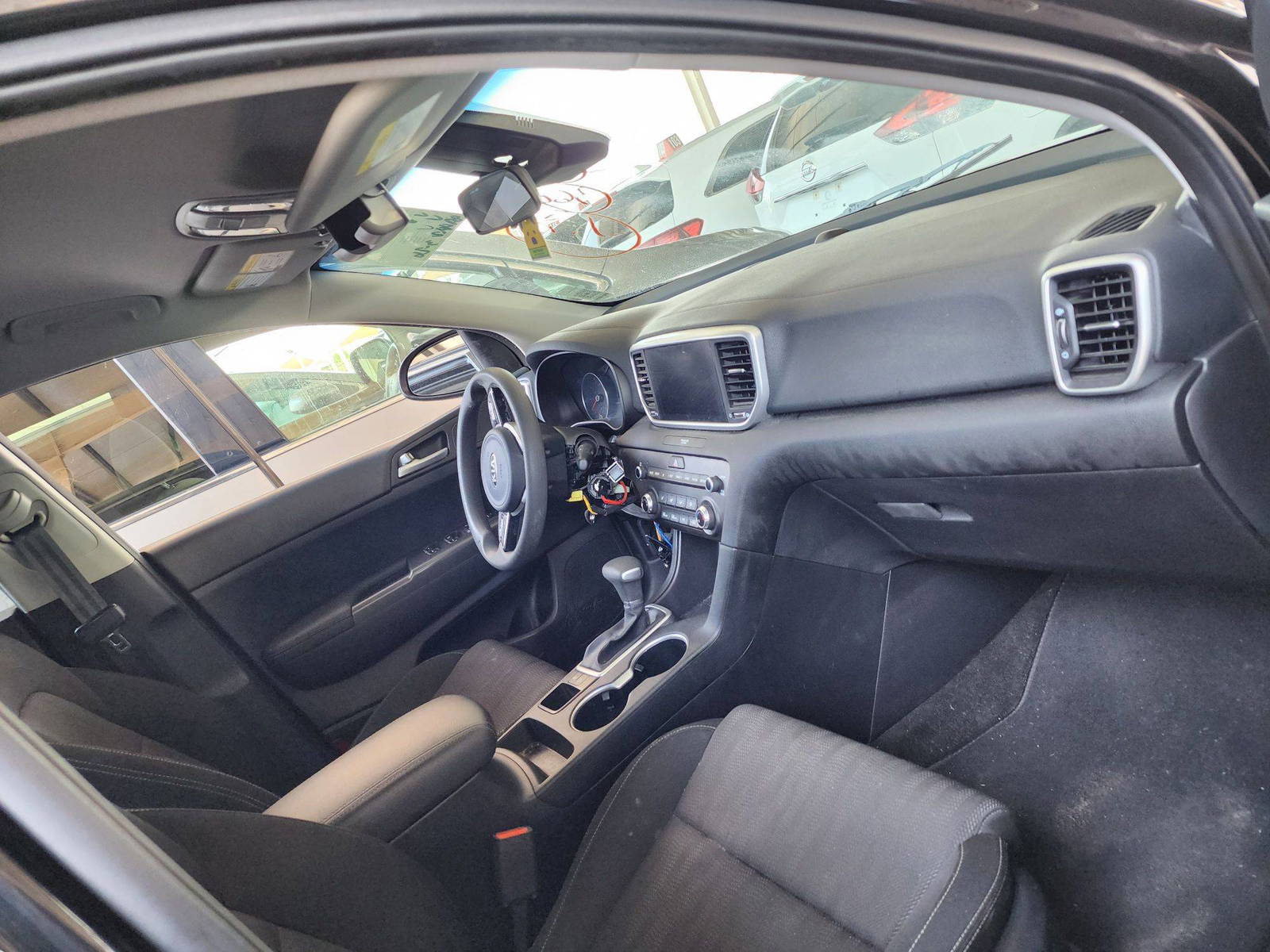 2021 KIA SPORTAGE — 89442 Miles — Lot 39024433 — Main - Marhaba Auctions Used Cars - Image 5