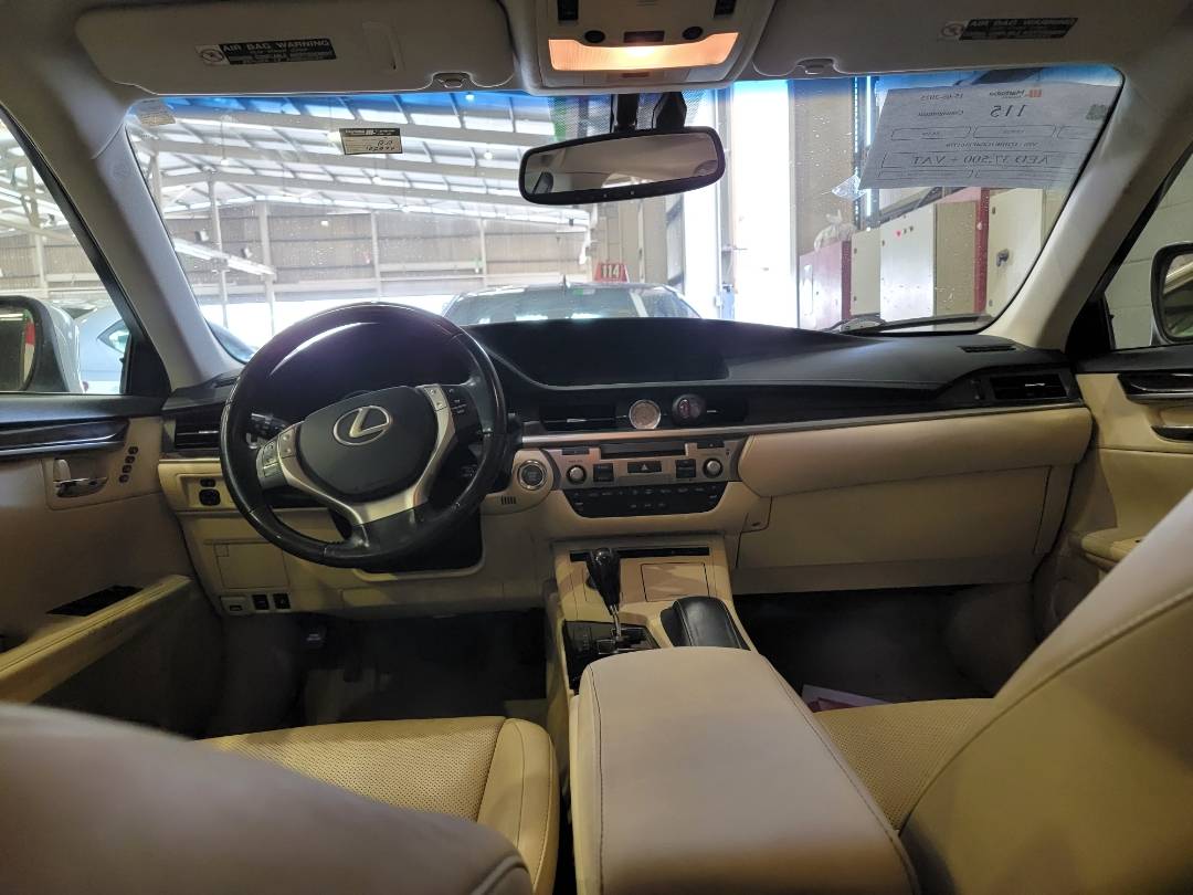 2015 LEXUS ES 350 — 102077 Miles — Lot 4F2161779 — Main - Marhaba Auctions Used Cars - Image 8