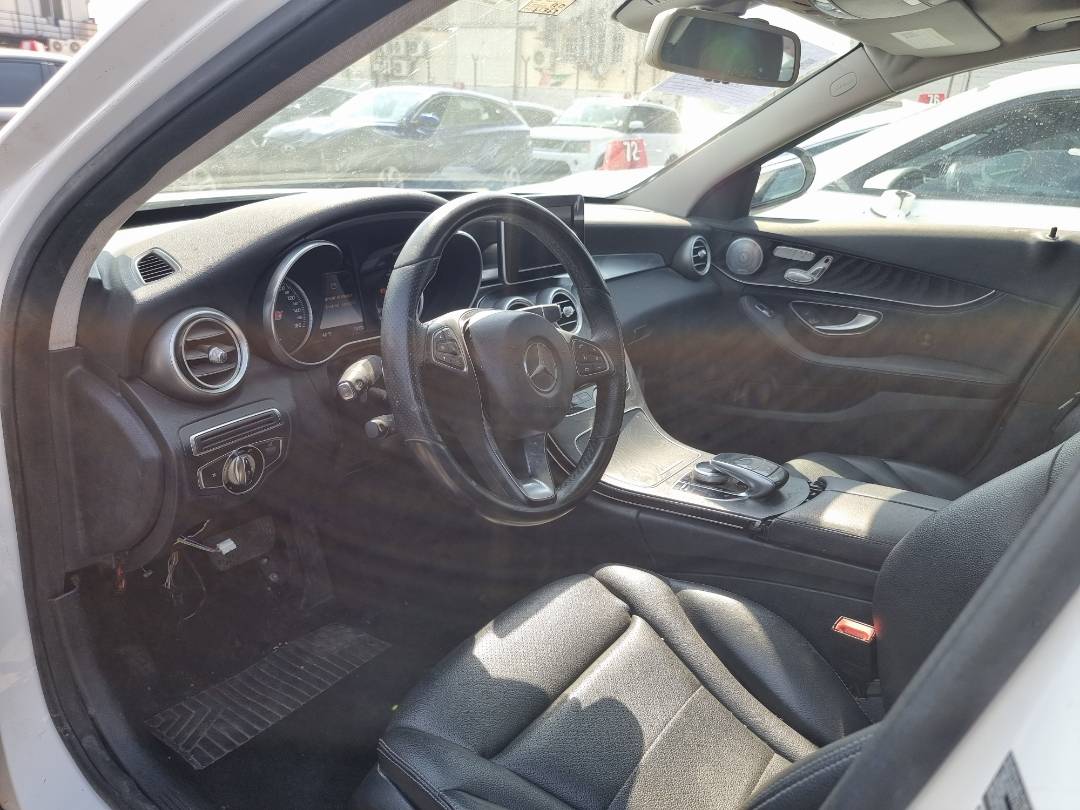 MERCEDES BENZ C300 2015 - Marhaba Auction Used Cars - Image 4