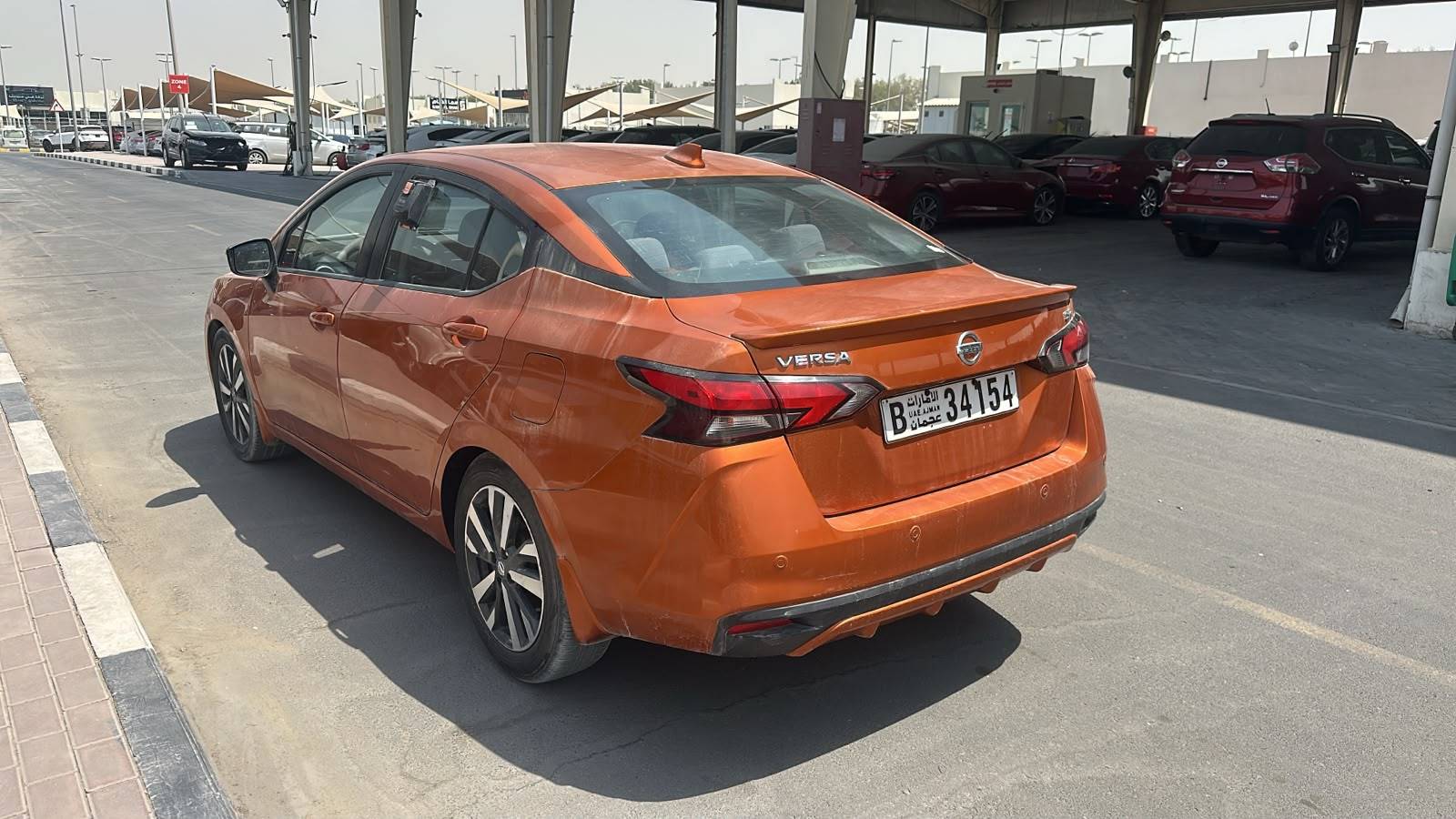 Nissan Versa 2020 view 2