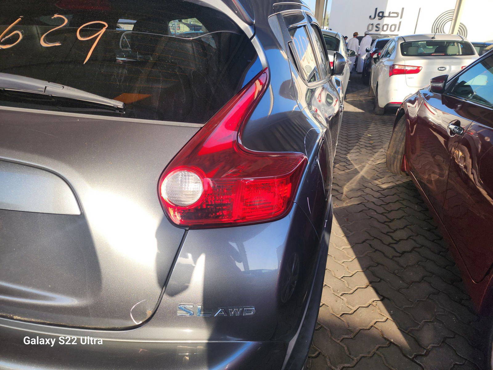 2011 NISSAN JUKE — 165116 Miles — Lot 38692629 - Marhaba Auctions Used Cars - Image 4